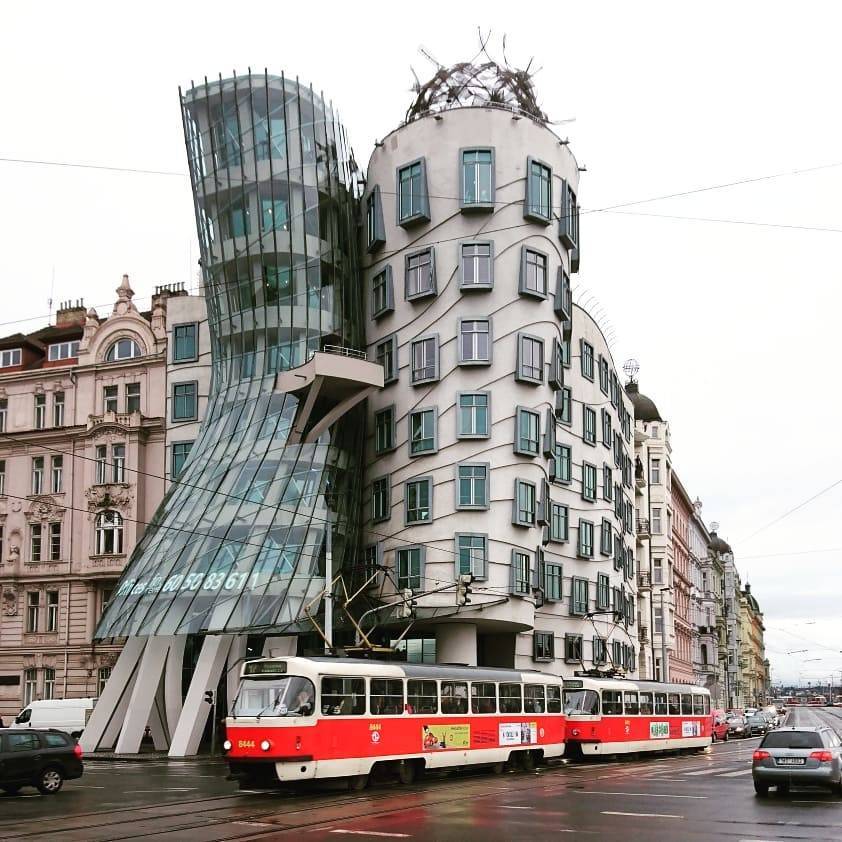 Place Dancing House
