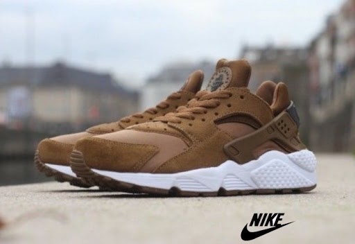 Producto Nike Huarache marron