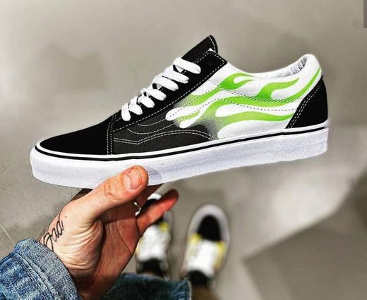 vans