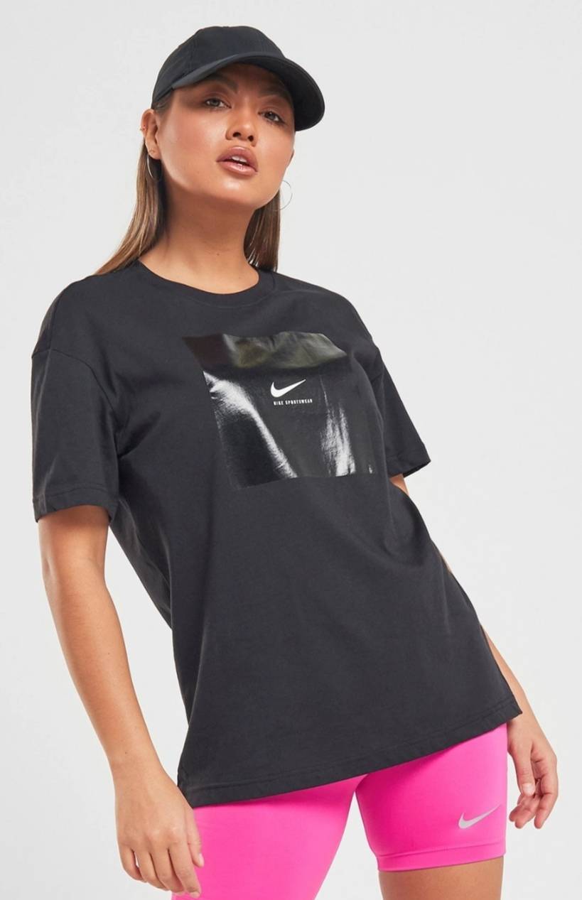 Product Nike T-shirt Sportwear Woman 🖤