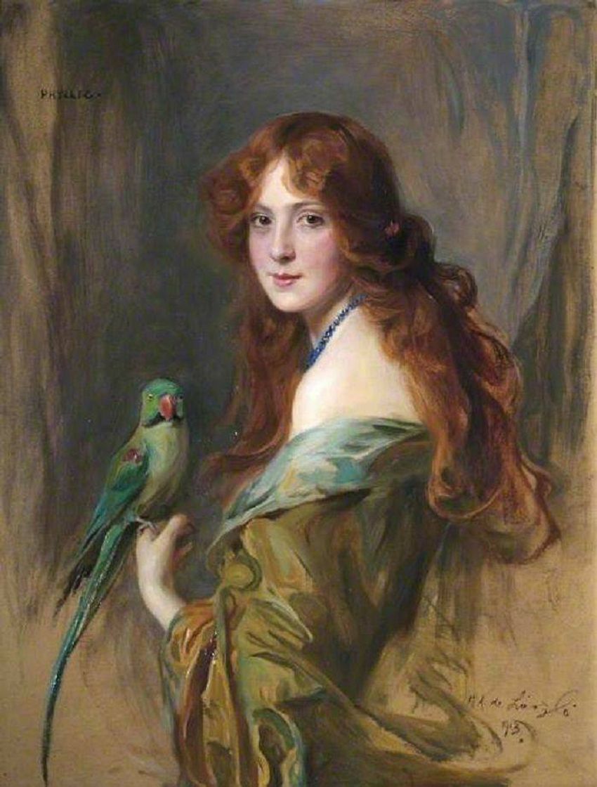 Moda Lady with a parrot