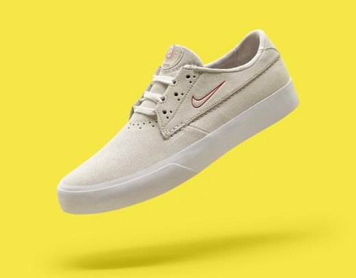 Eric Koston. Nike SB Team. Nike.com (PT)