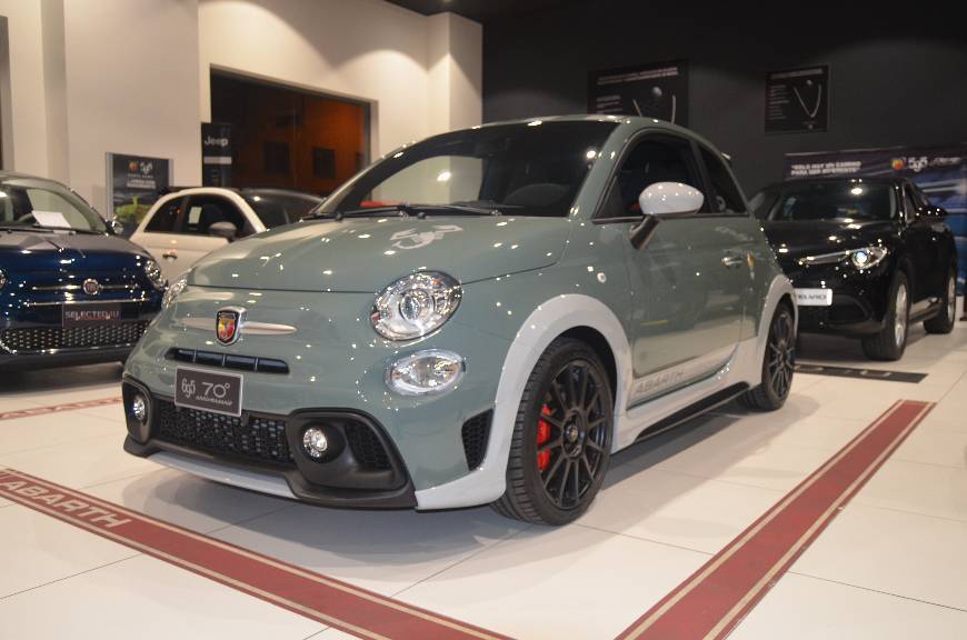 Abarth 695 70 aniversario 