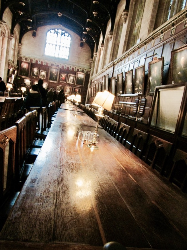 Lugar University of Oxford