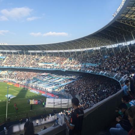 Lugar Racing Club