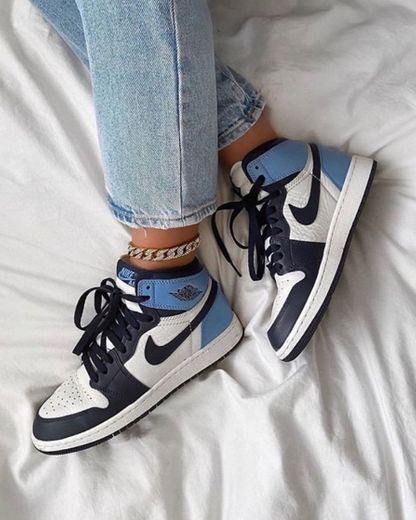 Nike Jordan 1