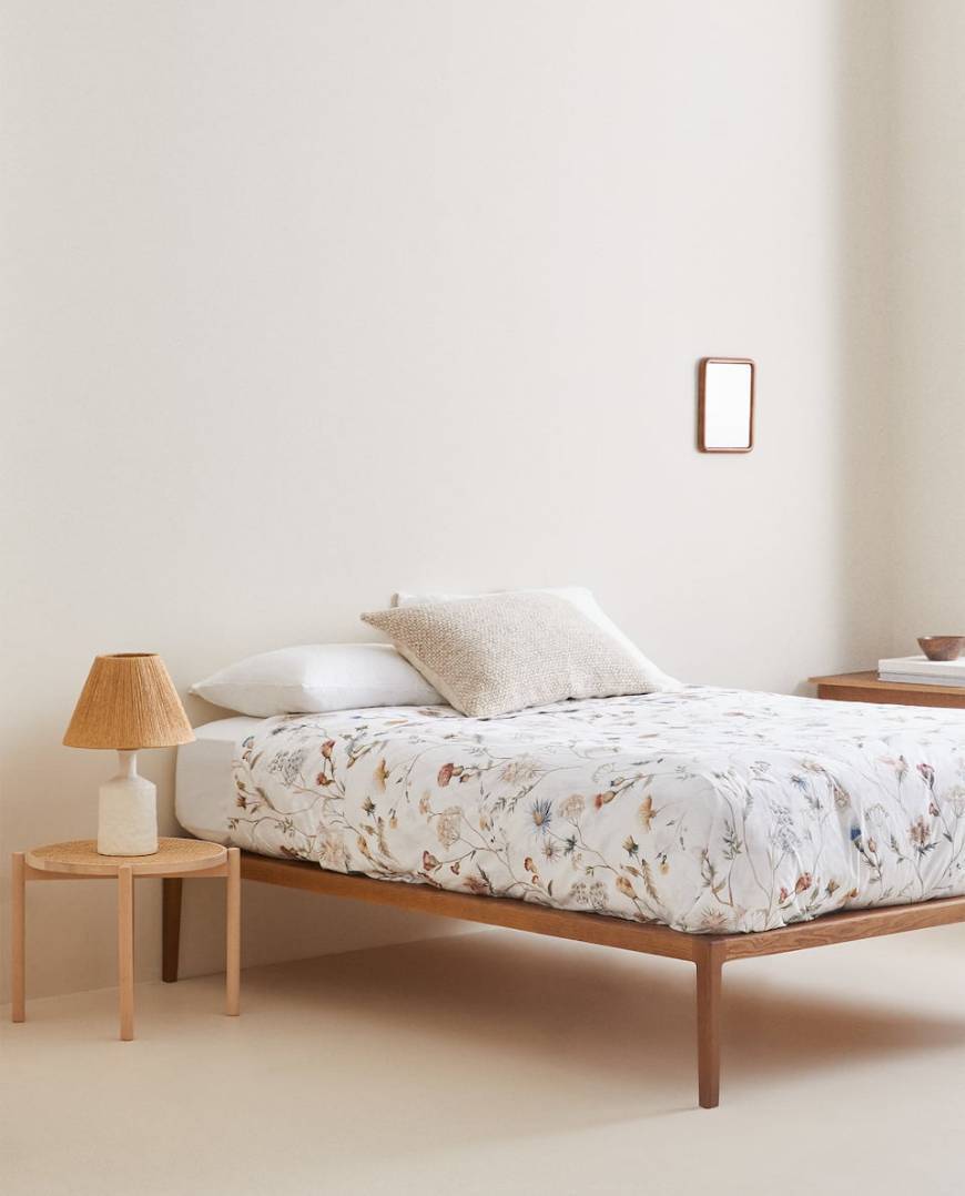 Capa de edredão com flores