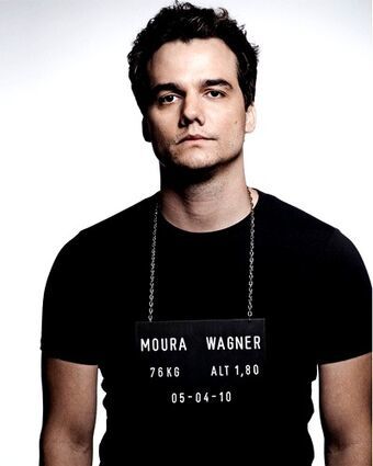 Fashion Wagner Moura - Wikipedia