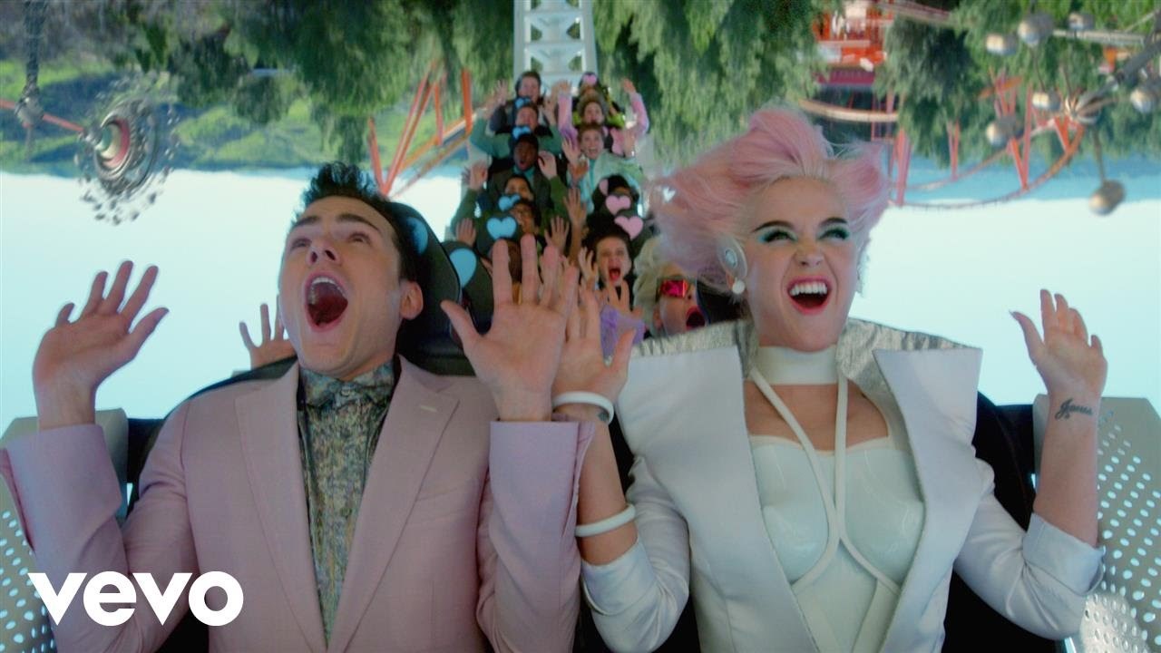 Canción Chained To The Rhythm