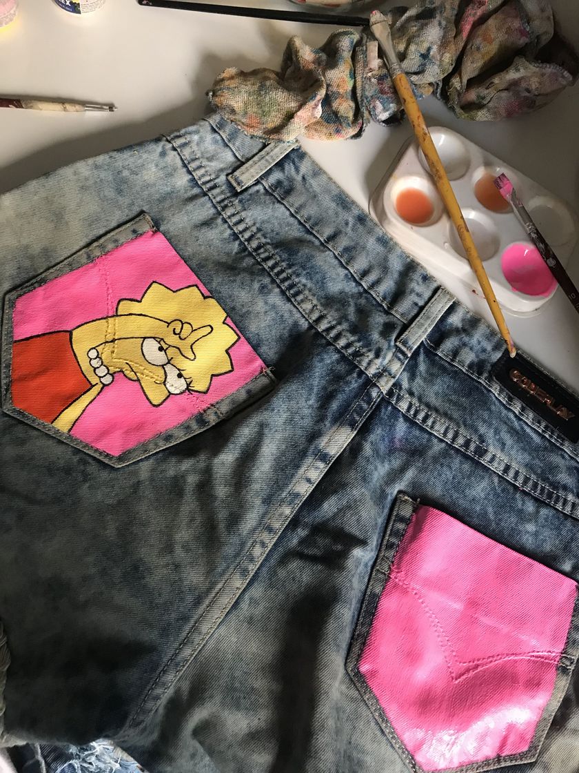 Fashion Desenhando lisa com tinta guache na calça