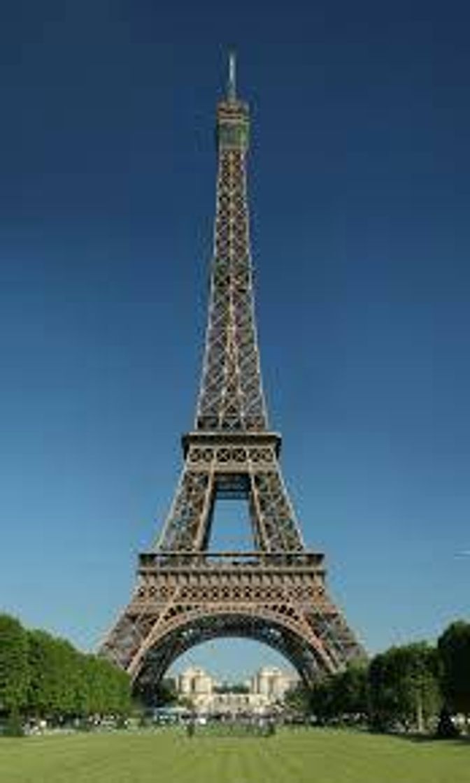 Place Torre Eiffel