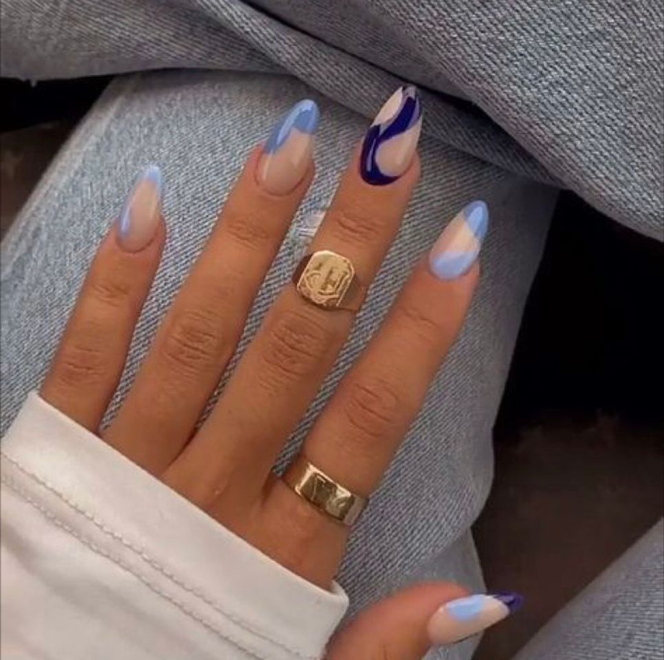 Social Blue nails