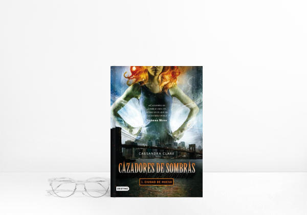 Libro Cazadores de sombras 1