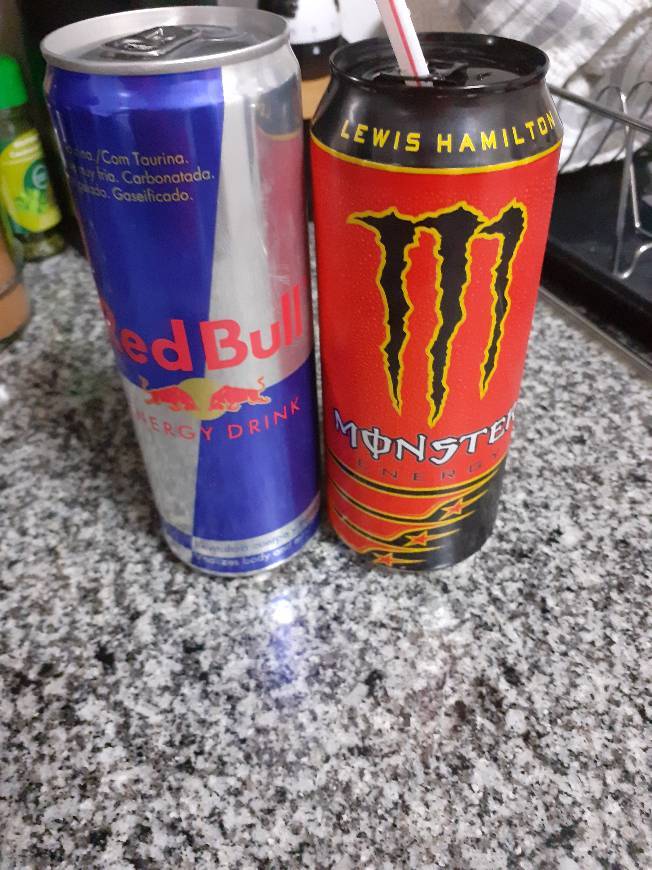 Moda Red Bull & Monster