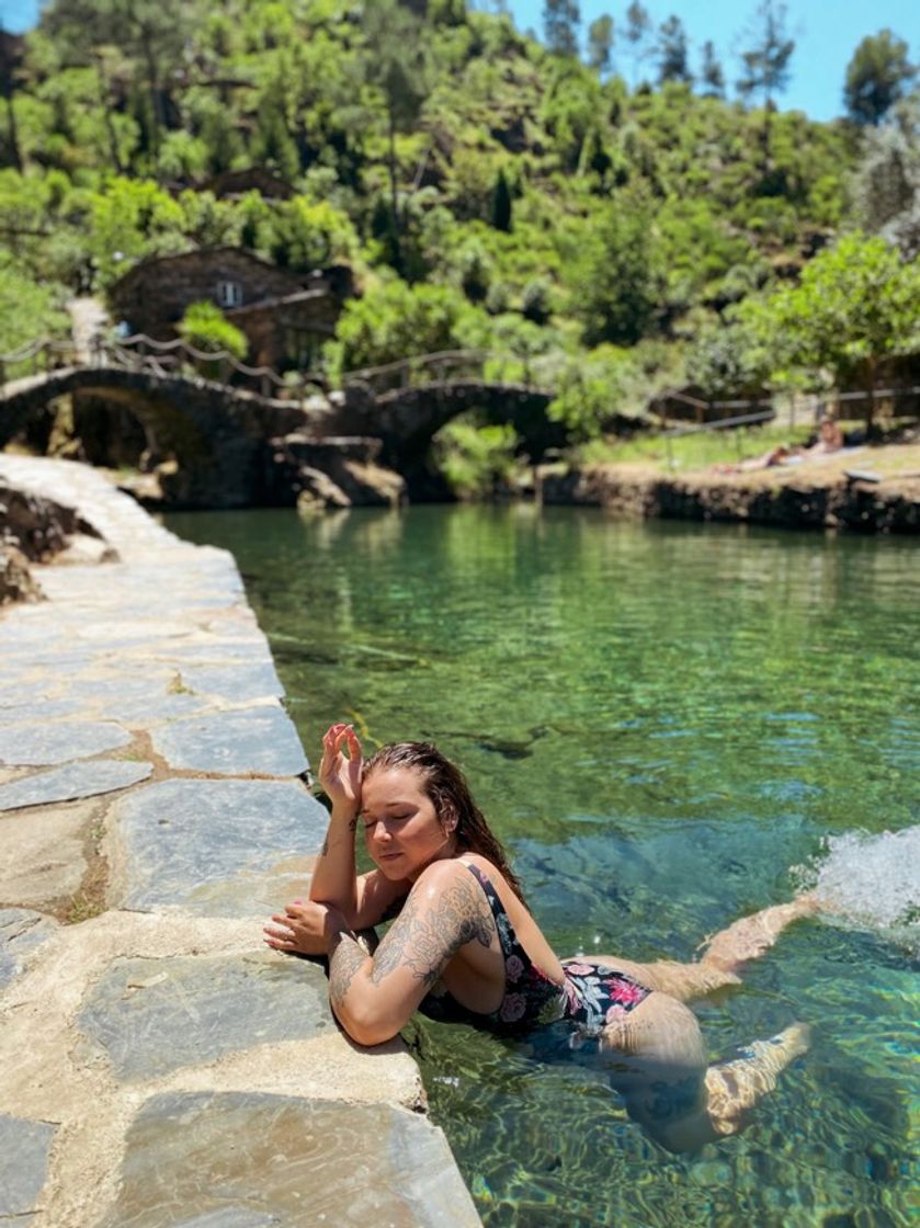 Place Praia Fluvial De Foz D'Égua