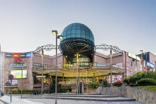 "La Trocha" centro comercial
