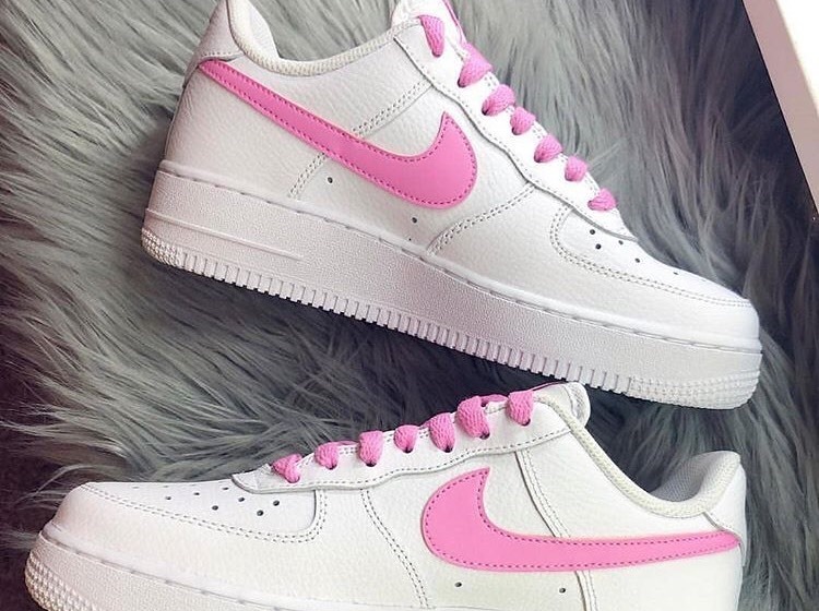 Social Nike Air Force 1