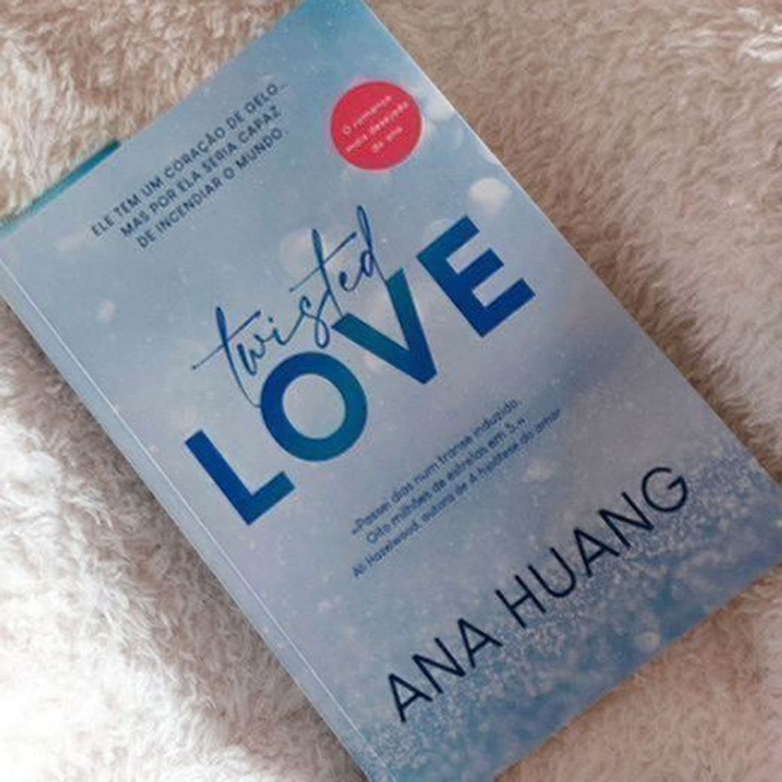 Book Twisted Love - Ana Huang