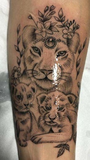 Tatto: Família leoa 🥰