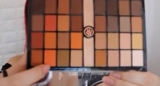 Social Maybelline New York The Nudes