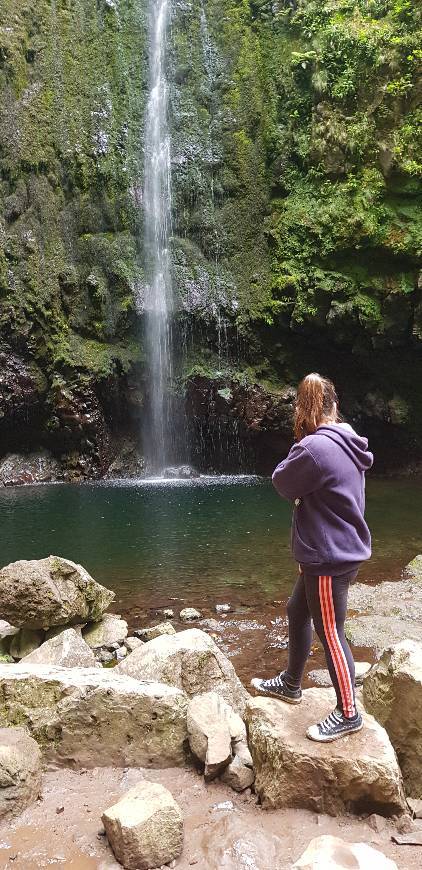 Lugar Caldeirão Verde