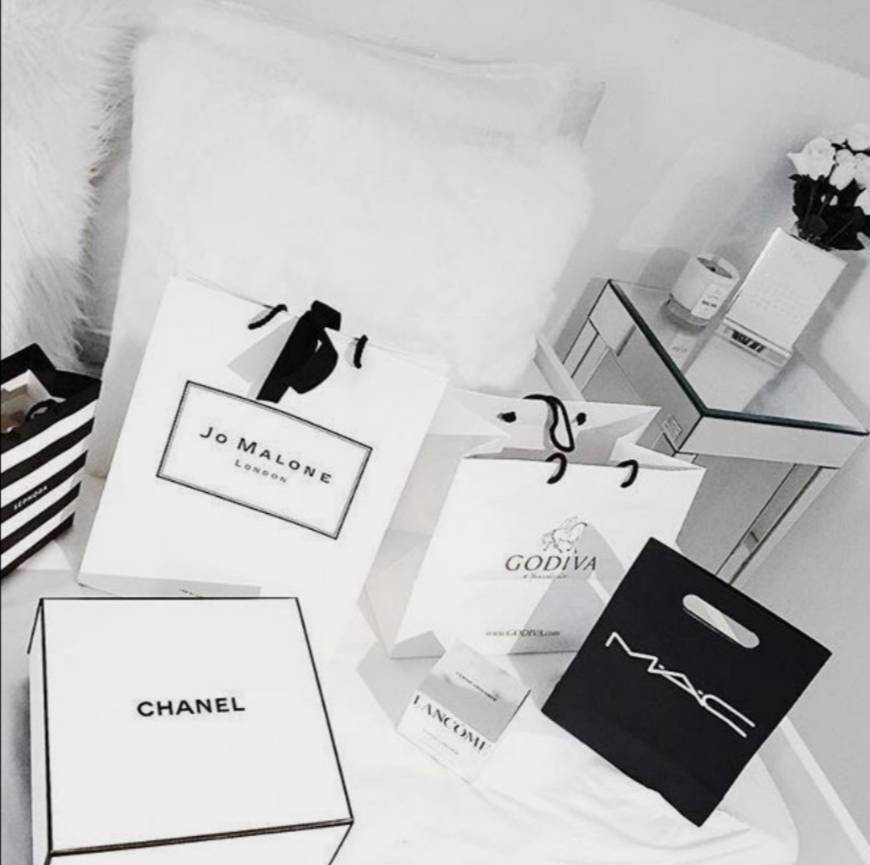 Shopping bags🛍️