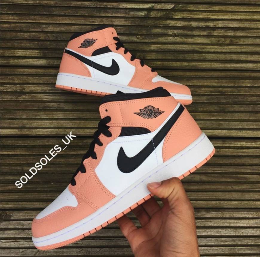 Nike Jordan 1 mid pink quartz🌸
