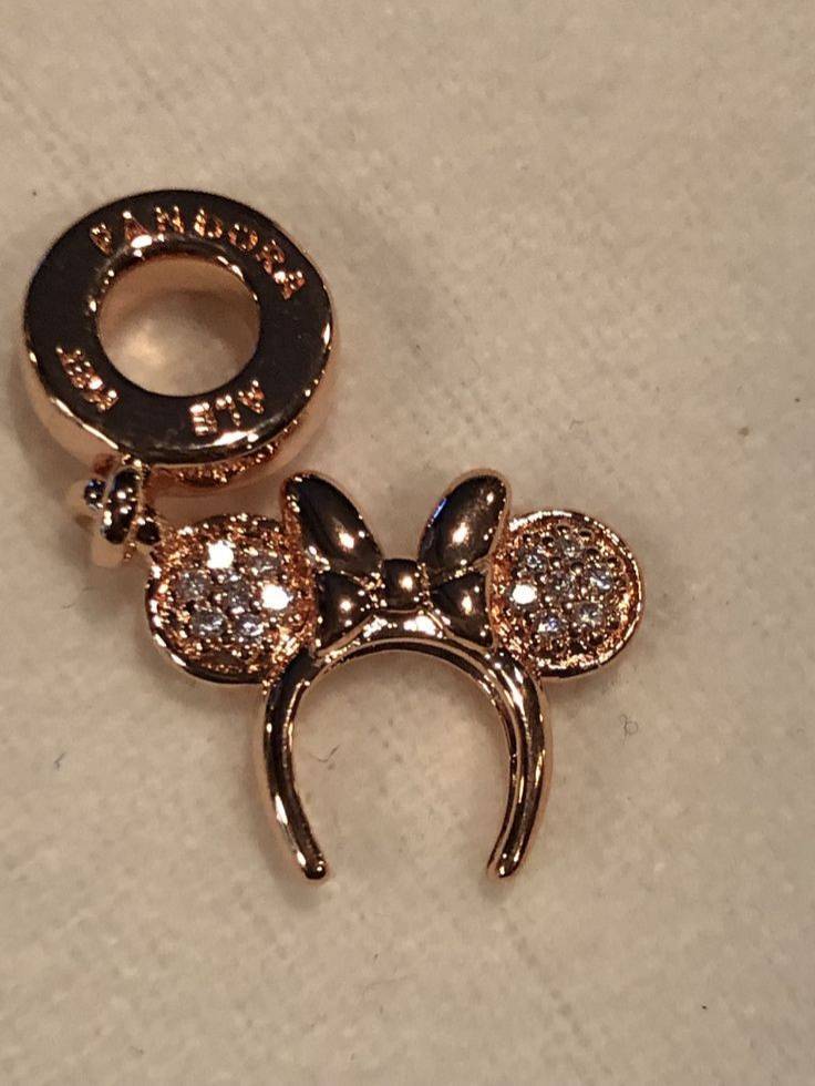 Moda Minnie's ears charm