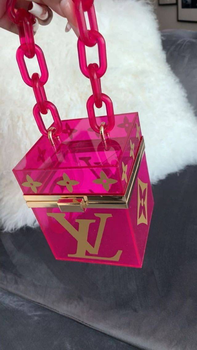 Social LV pink handbag🌸