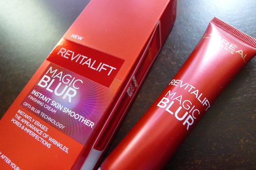L'Oréal Revitalift Magic Blur Smoother 30 ml
