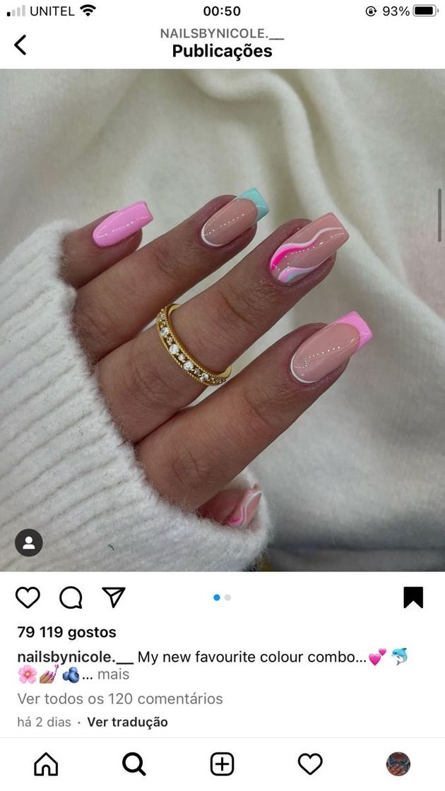 Social Nails
