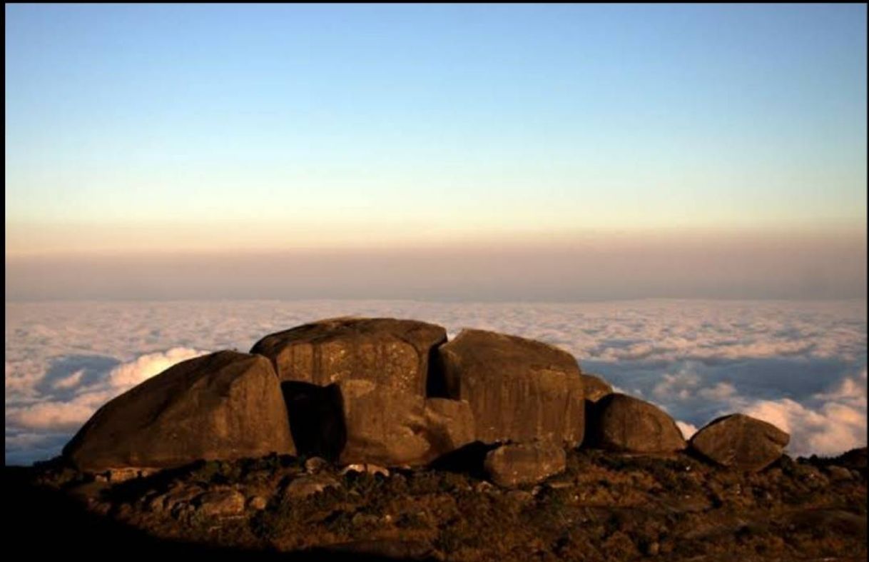 Places Morro Açú