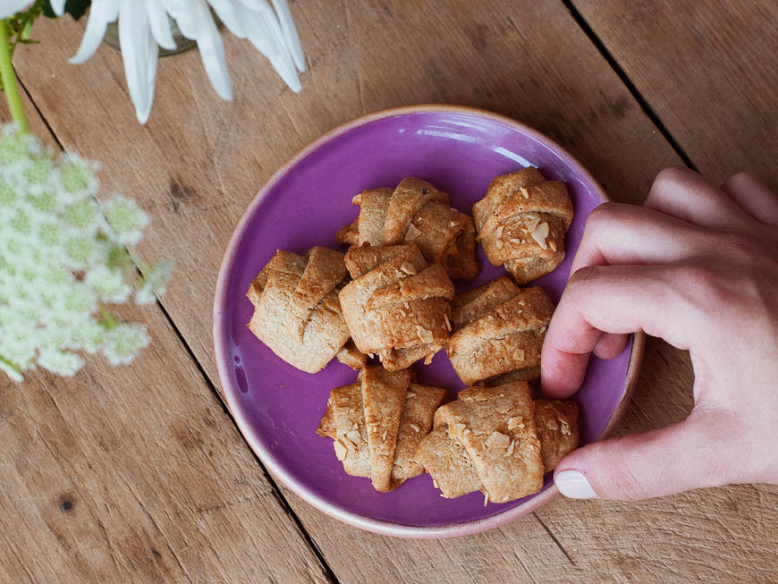 Mini apple croissants