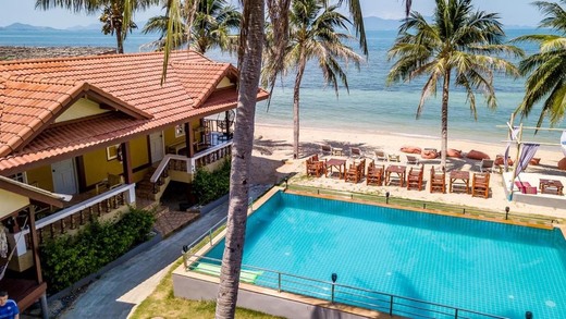 sun beach bungalows resort koh phangan