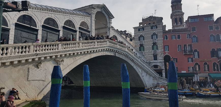 Place Puente de Rialto