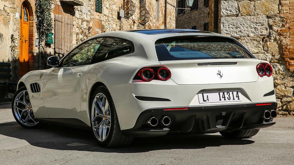 App  Ferrari  GTC4Lusso V8