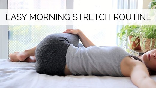 5 MORNING STRETCHES IN BED | to wake up & energize - YouTube