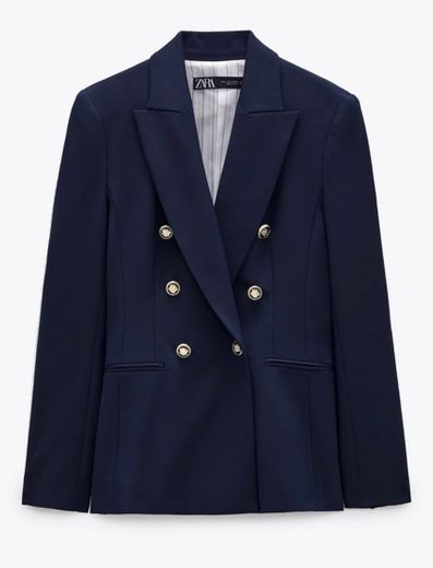 Blazer azul simples de botões dourados