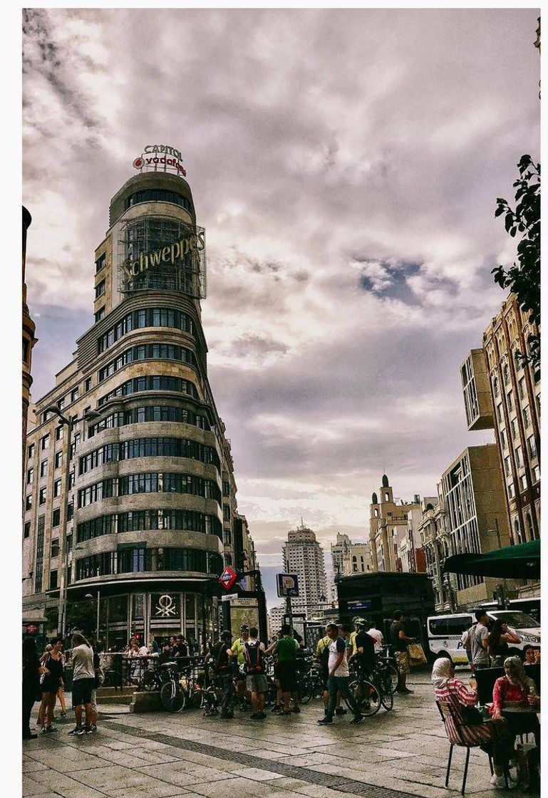 Place Plaza del Callao