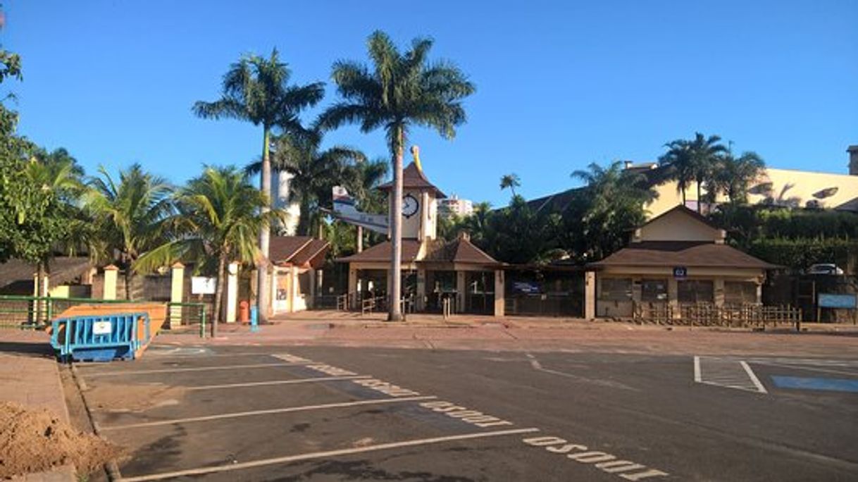 Lugar Estacionamento Thermas dos Laranjais