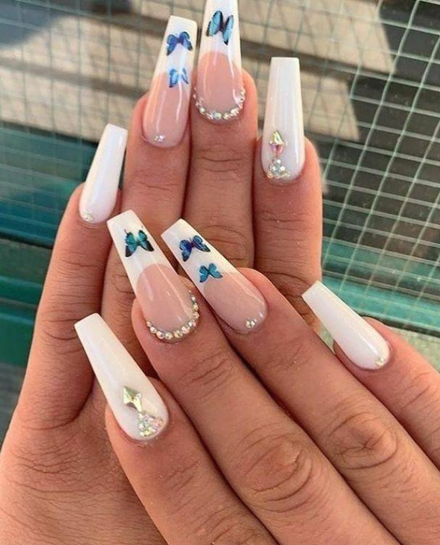 Nails butterfly