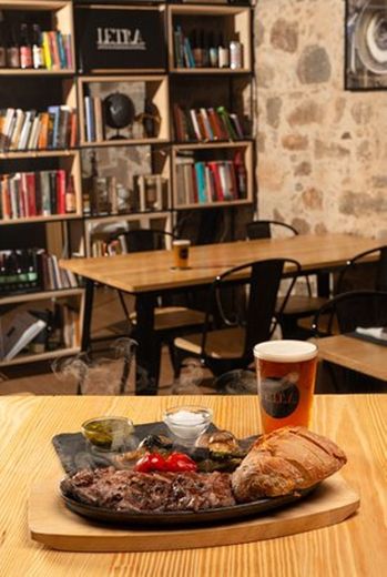 LETRARIA Craft Beer Library Braga