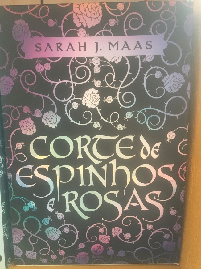 Book Una corte de rosas y espinas