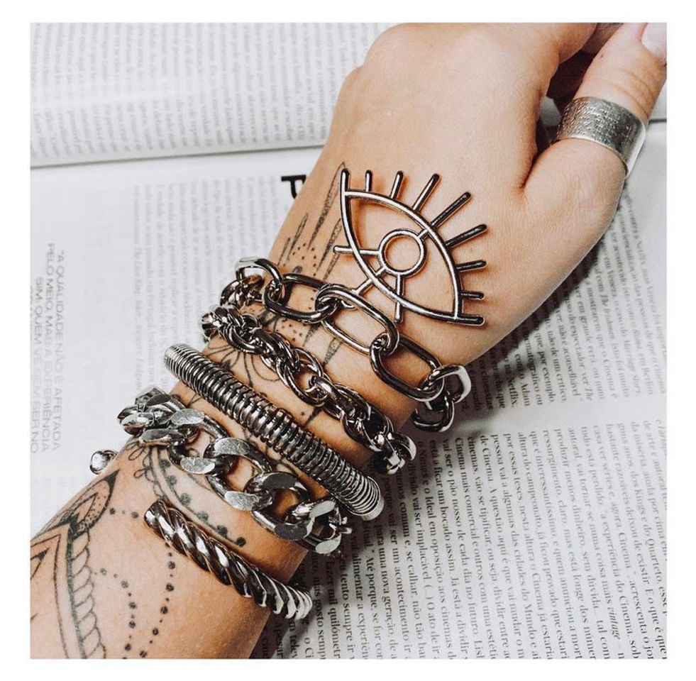 Social p u l s e i r i s m o 🖤