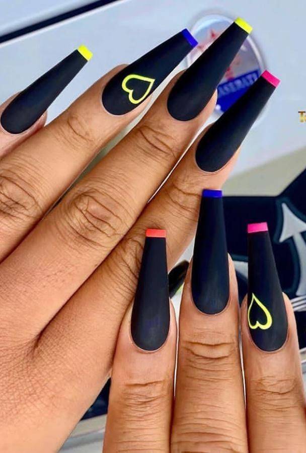 Fashion Black nails with francesinhas and colorful hearts 