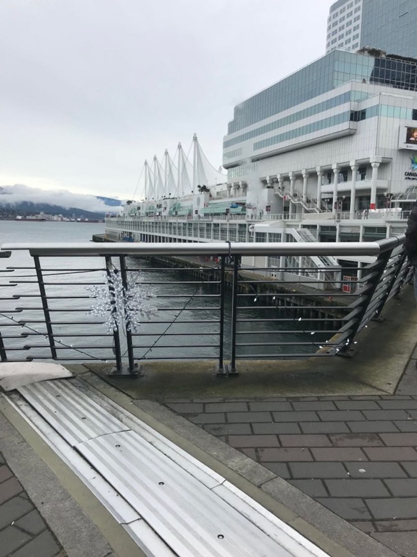 Place Vancouver Harbour Flight Centre Seaplane Terminal (CXH)