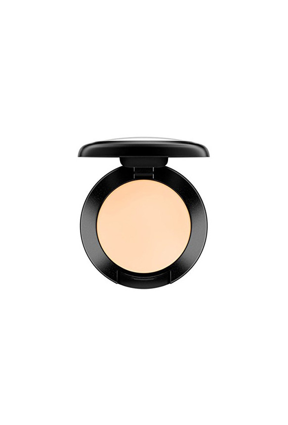 Productos MAC Studio Finish Concealer spf 35 NC20 by M.A.C