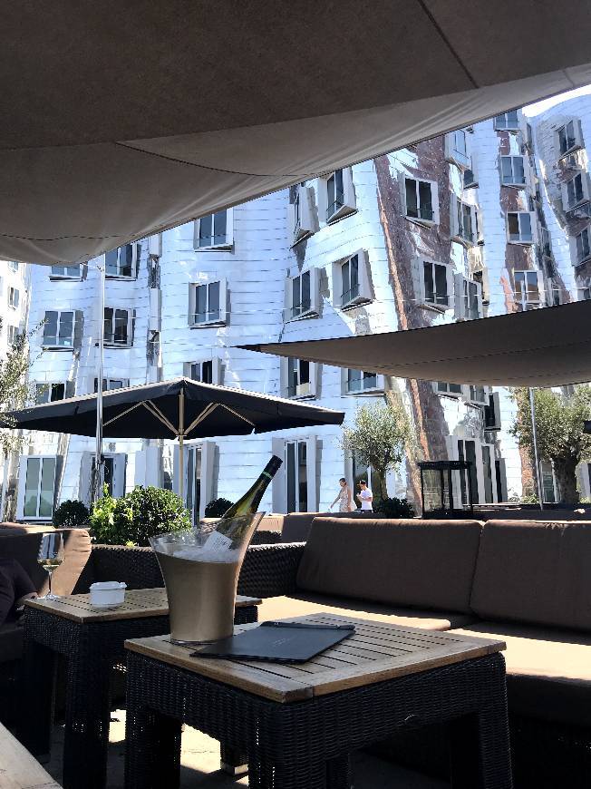 Restaurants MEERBAR
