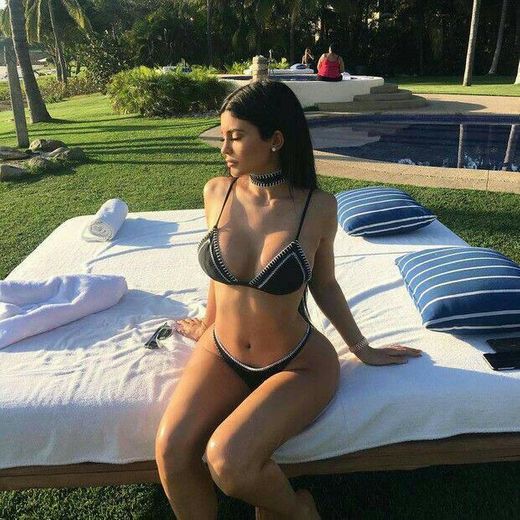 KYLIE JENNER