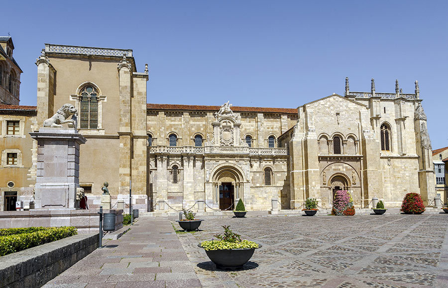 Place Basílica de San Isidoro